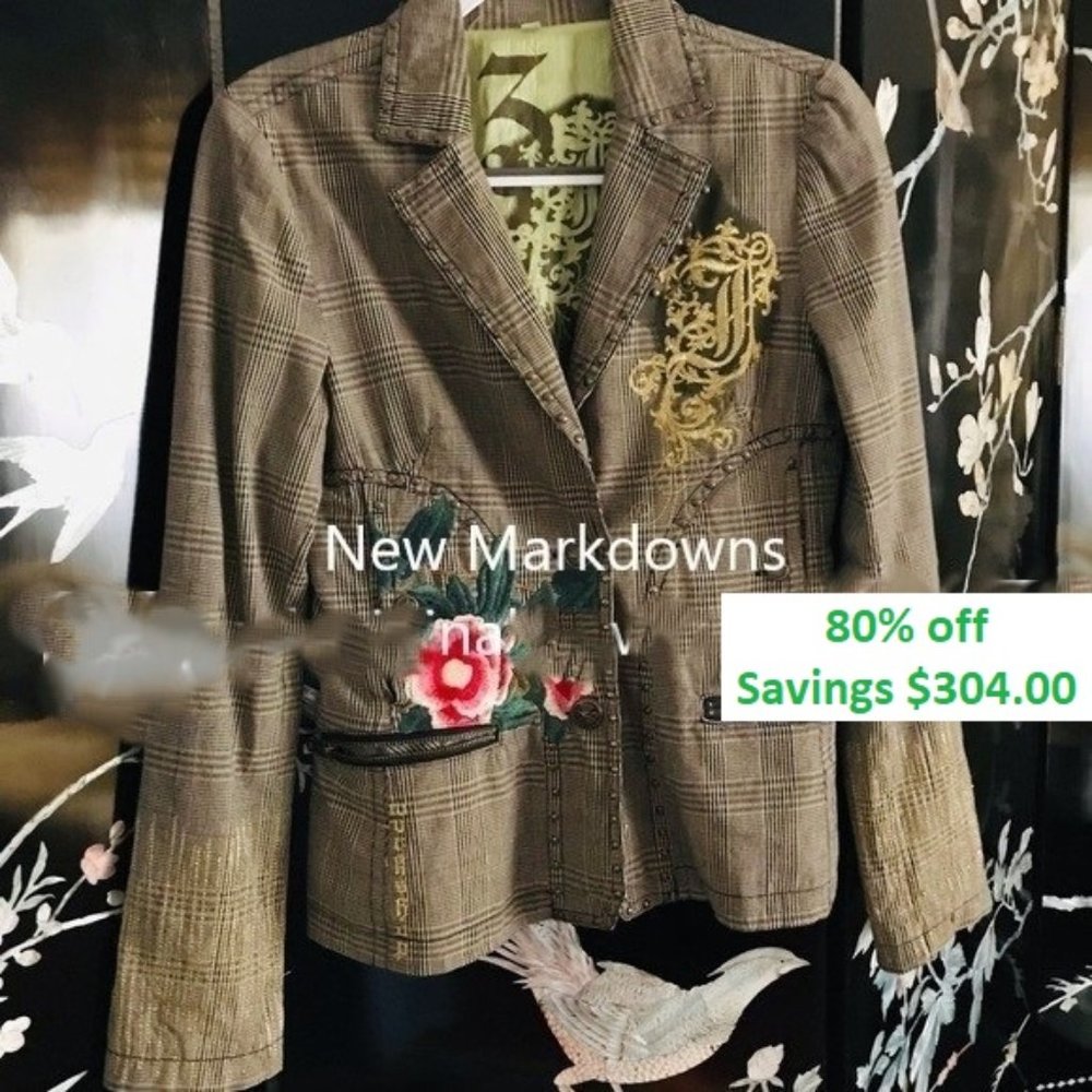 🐢  jacket with embroidery. *New Markdowns, 80% off